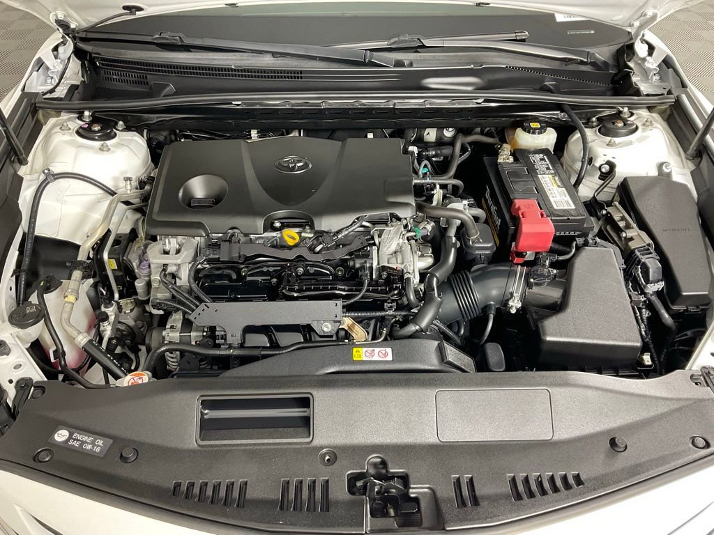 Used 2018 Toyota Camry SE FWD image 9
