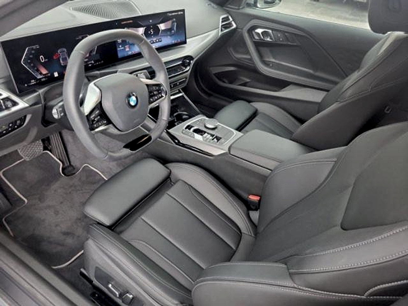 Used 2025 BMW 230i Coupe w/ M Sport Package RWD image 12
