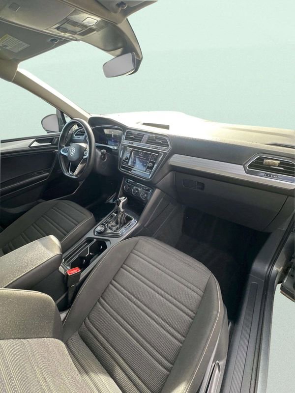 Used 2024 Volkswagen Tiguan S image 5