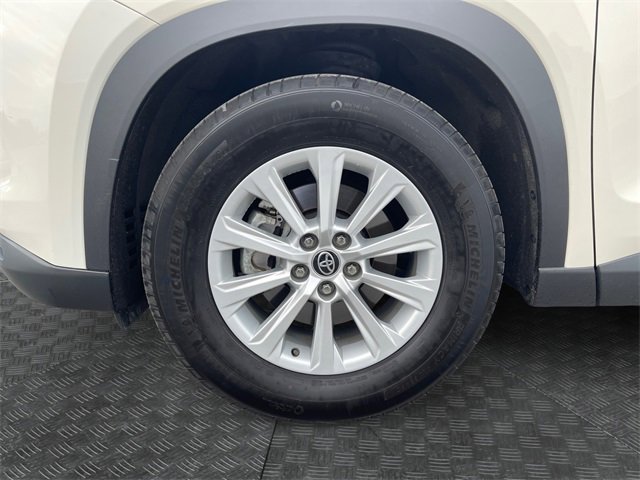 Used 2024 Toyota Grand Highlander XLE image 14