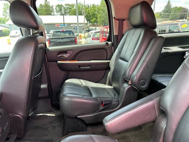 Used 2012 Chevrolet Suburban LT w/ Luxury Package AWD/4WD image 16