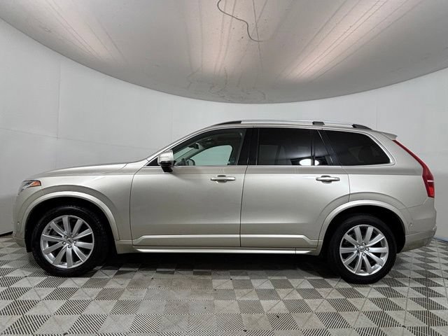 Used 2016 Volvo XC90 T6 Momentum w/ Momentum Plus Package AWD/4WD image 4