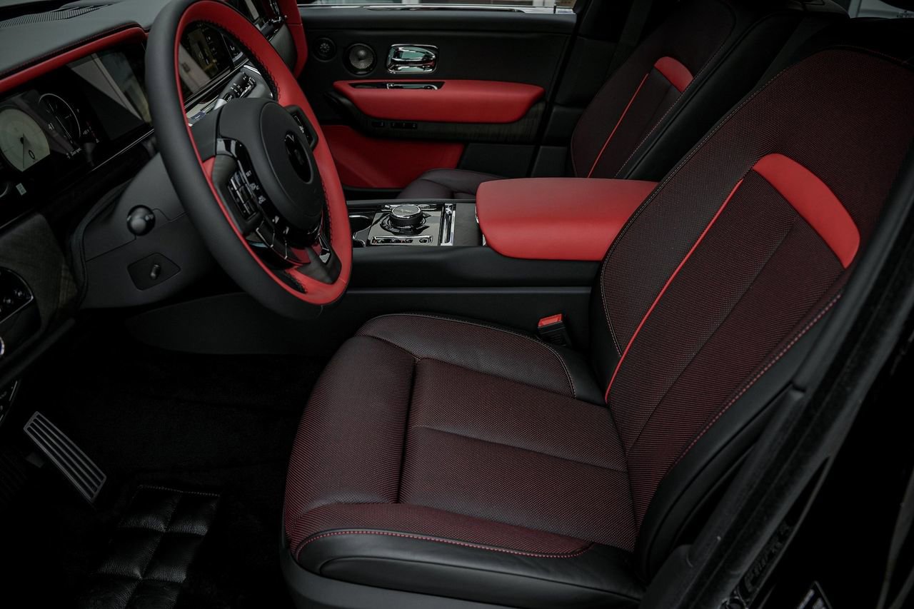 New 2026 Rolls-Royce Cullinan image 19