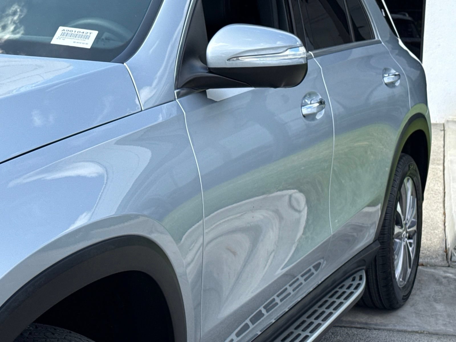 Used 2023 Mercedes-Benz GLE 350 4MATIC image 4