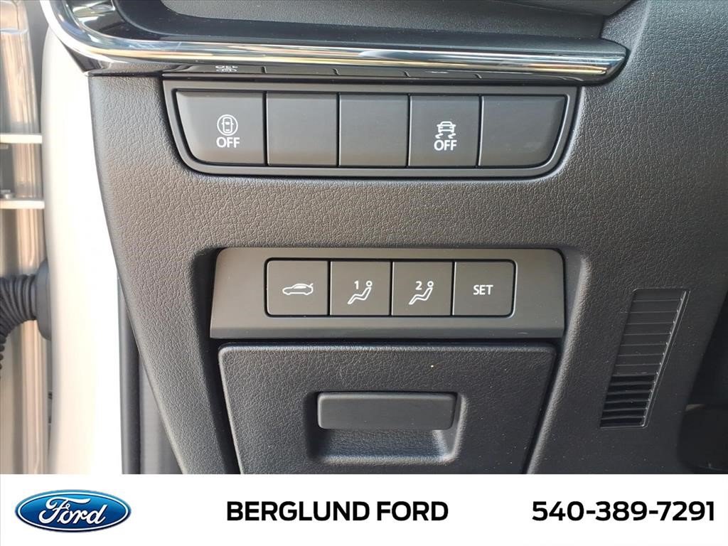 Used 2022 MAZDA MAZDA3 s FWD image 20