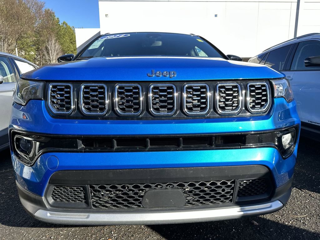 Used 2024 Jeep Compass Limited image 25