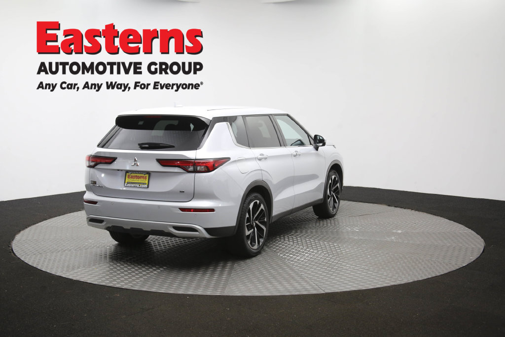 Used 2024 Mitsubishi Outlander SE FWD image 42