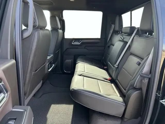 New 2026 GMC Sierra 3500 Denali w/ Technology Package AWD/4WD image 18