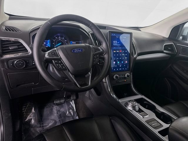 Used 2022 Ford Edge Titanium w/ Equipment Group 301A image 11