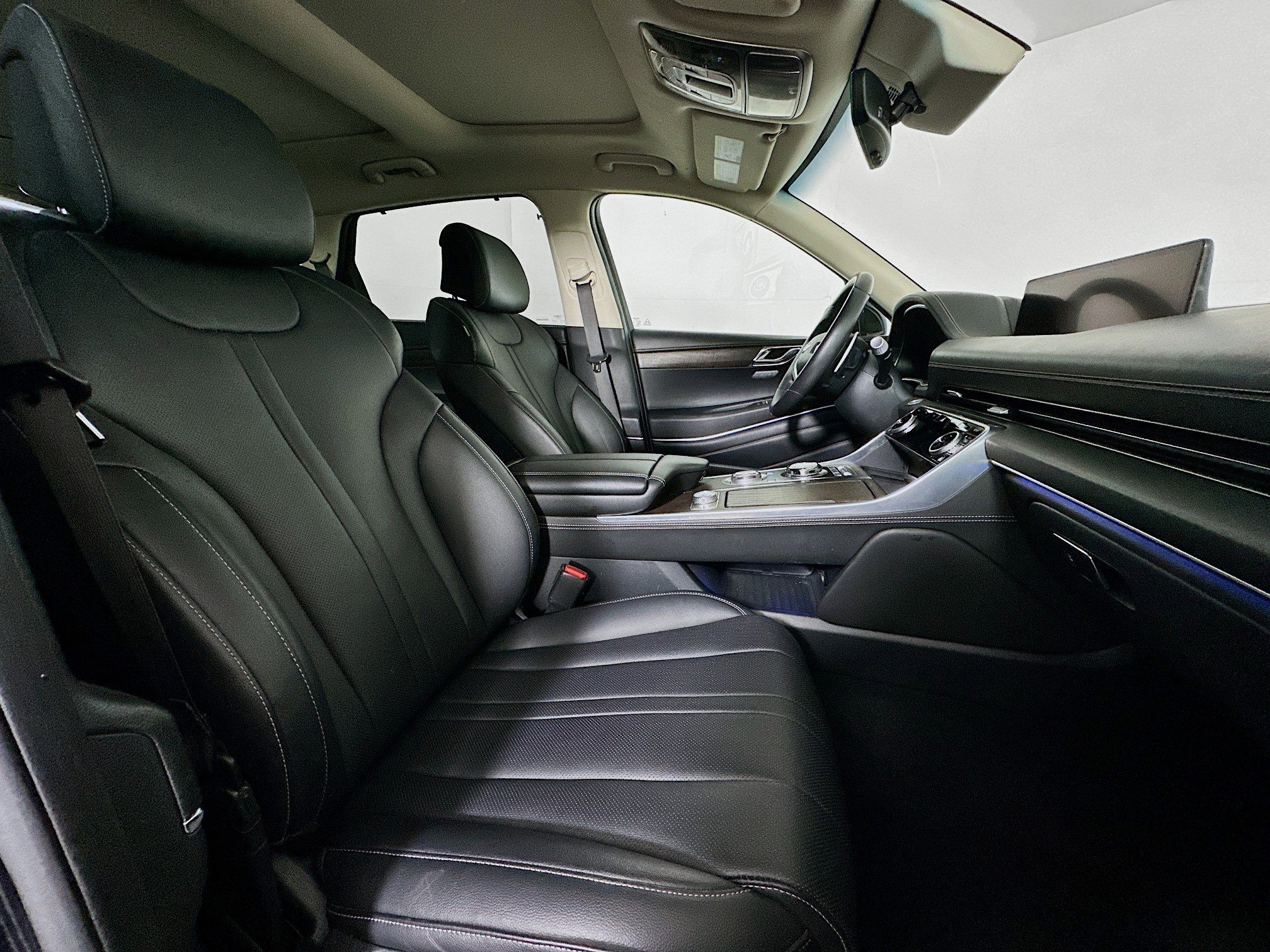 Used 2024 Genesis GV80 3.5T image 33