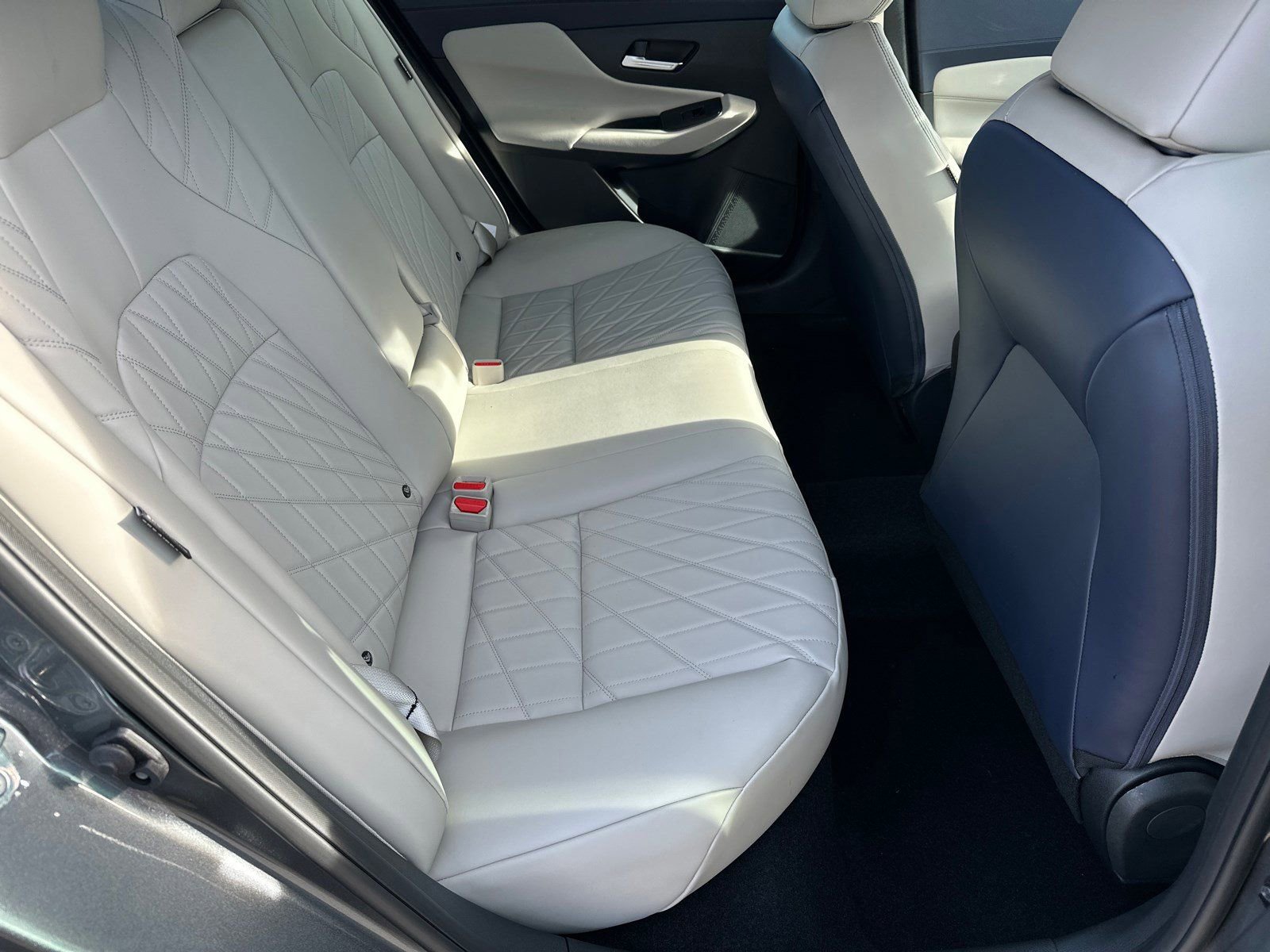 New 2026 Nissan Sentra SL w/ Floor Mat Package FWD image 15