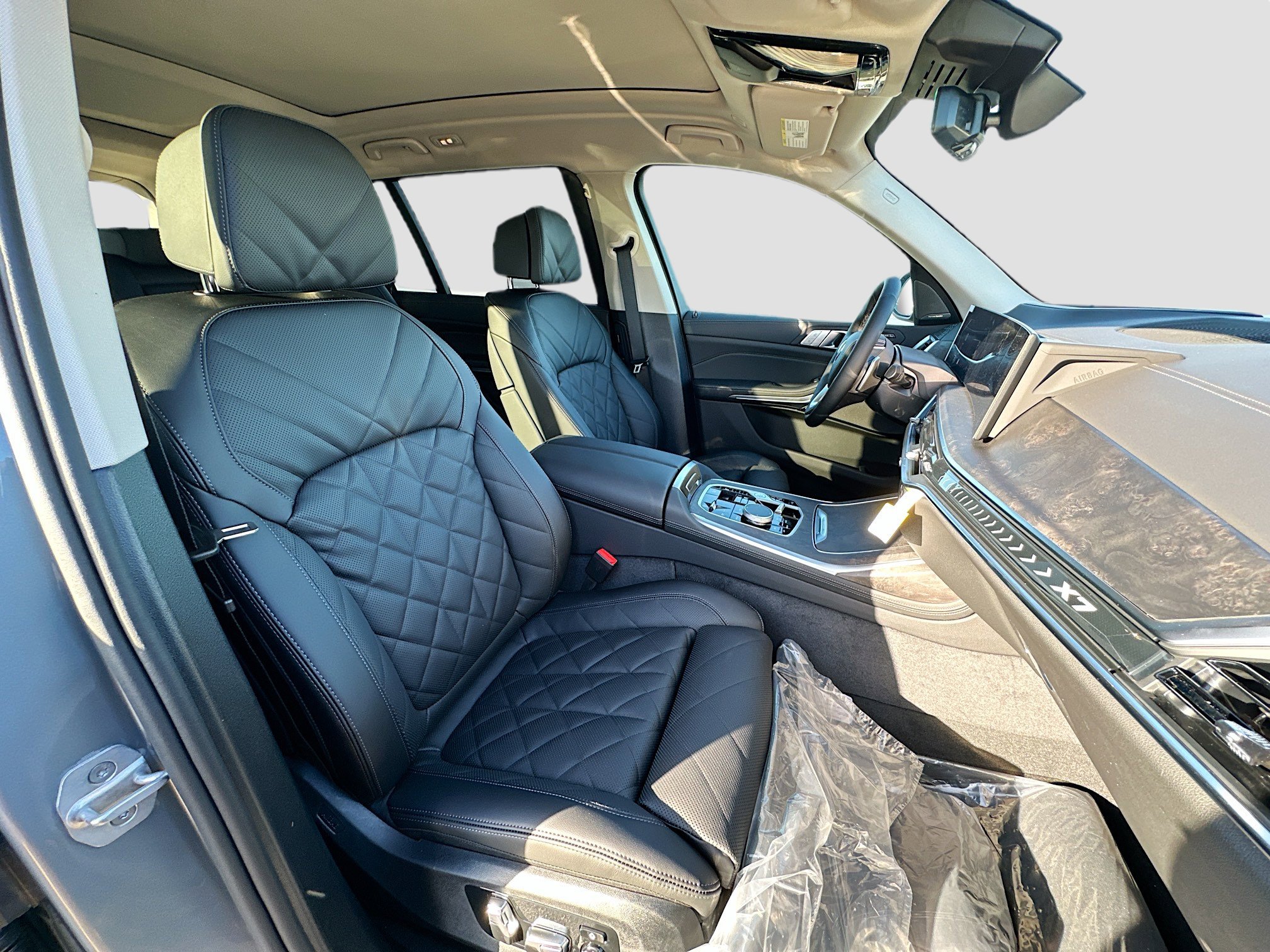 New 2026 BMW X7 xDrive40i w/ Premium Package image 24