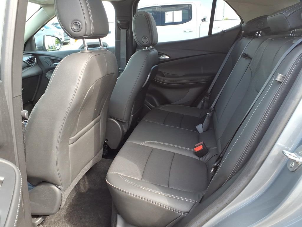 Used 2023 Buick Encore GX Essence w/ Experience Buick Package AWD/4WD image 9