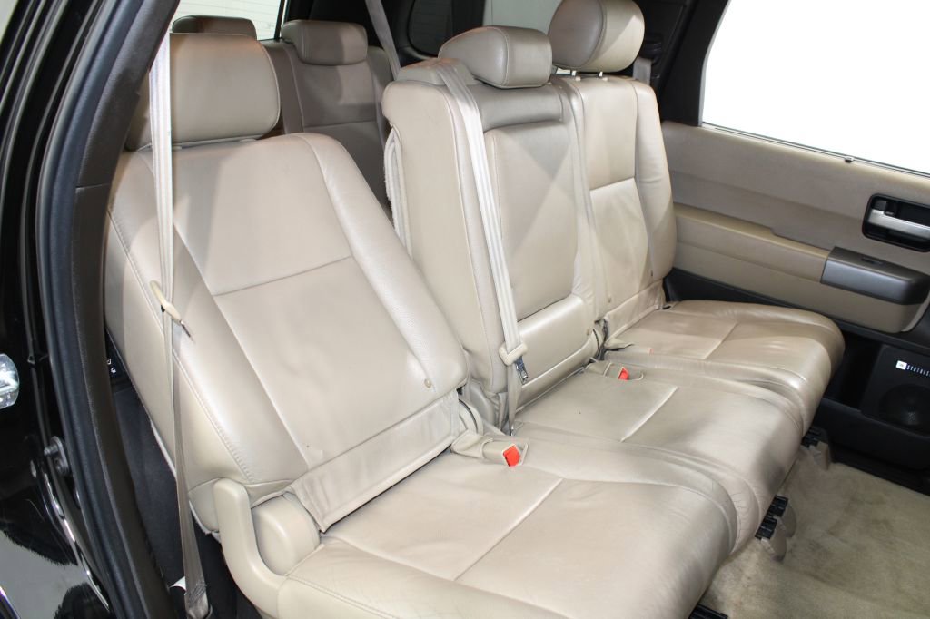 Used 2011 Toyota Sequoia Limited image 27