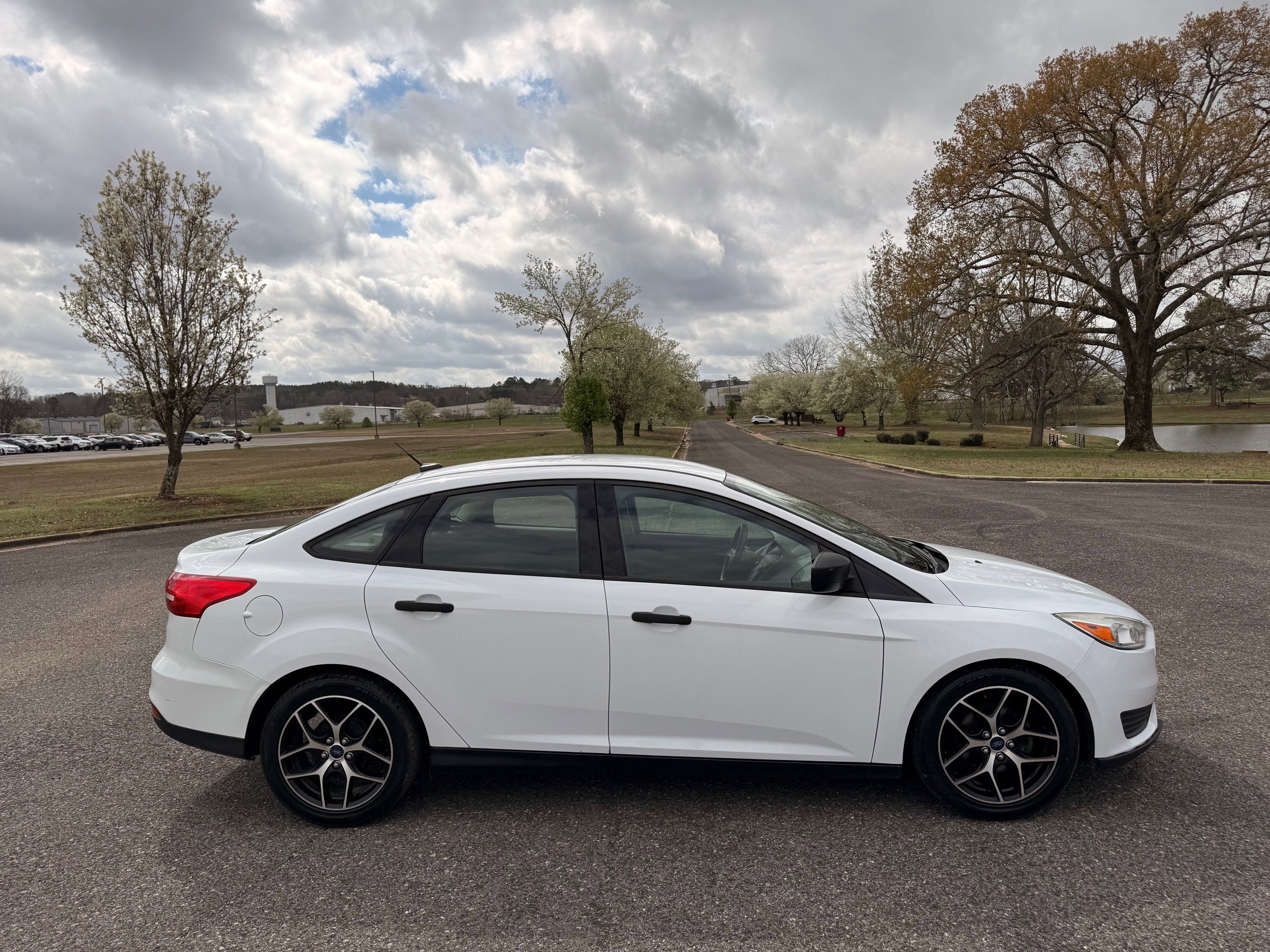 Used 2018 Ford Focus S FWD image 6