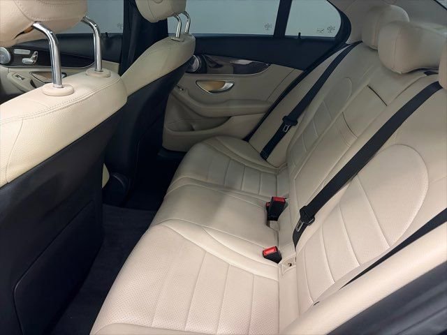 Used 2015 Mercedes-Benz C 300 4MATIC Sedan image 36