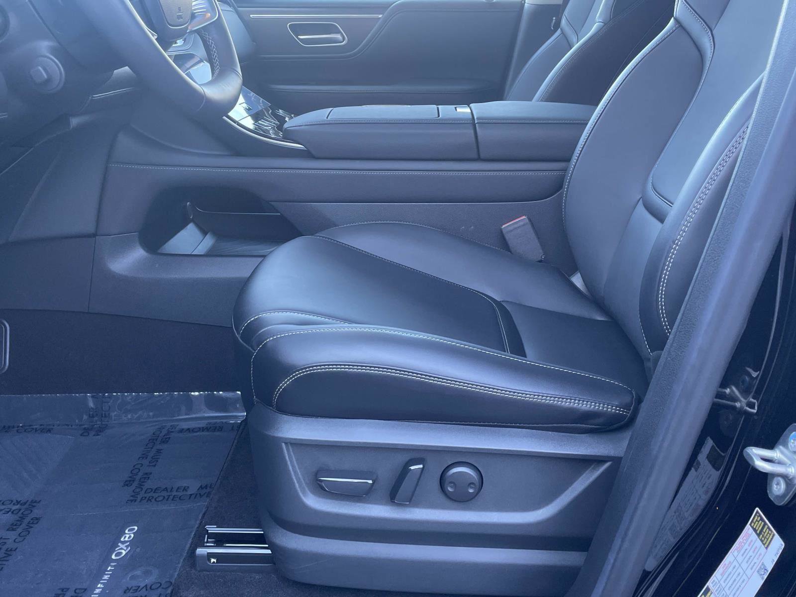 Certified 2025 INFINITI QX80 Pure image 16