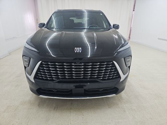 Used 2025 Buick Enclave Avenir w/ Super Cruise Package image 12