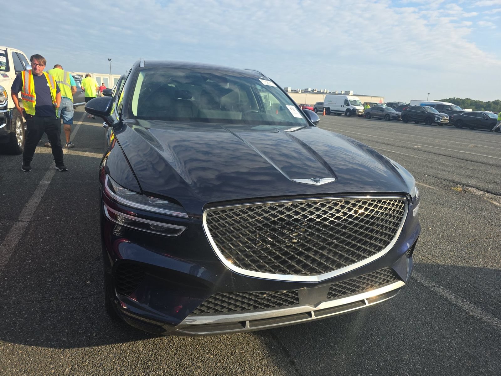 Used 2022 Genesis GV70 2.5T AWD/4WD image 2