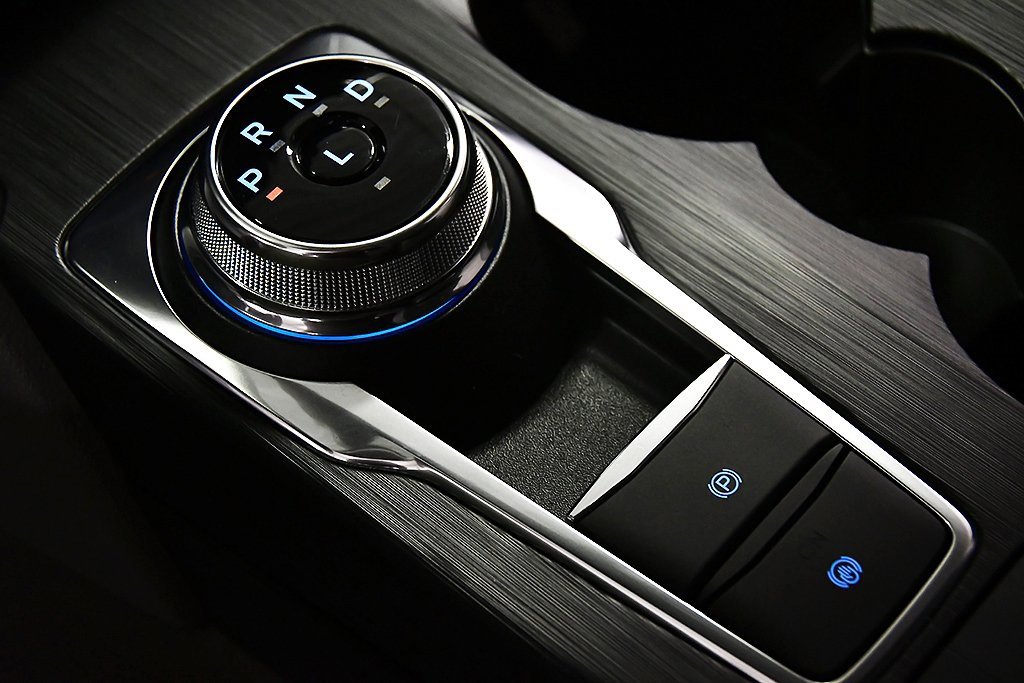 New 2025 Ford Escape Active w/ Cold Weather Package image 24