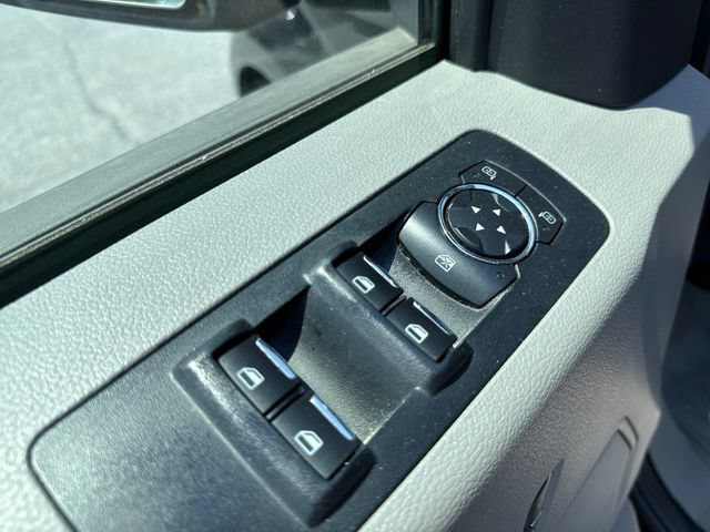 Used 2015 Ford F150 XLT w/ Equipment Group 302A Luxury AWD/4WD image 12
