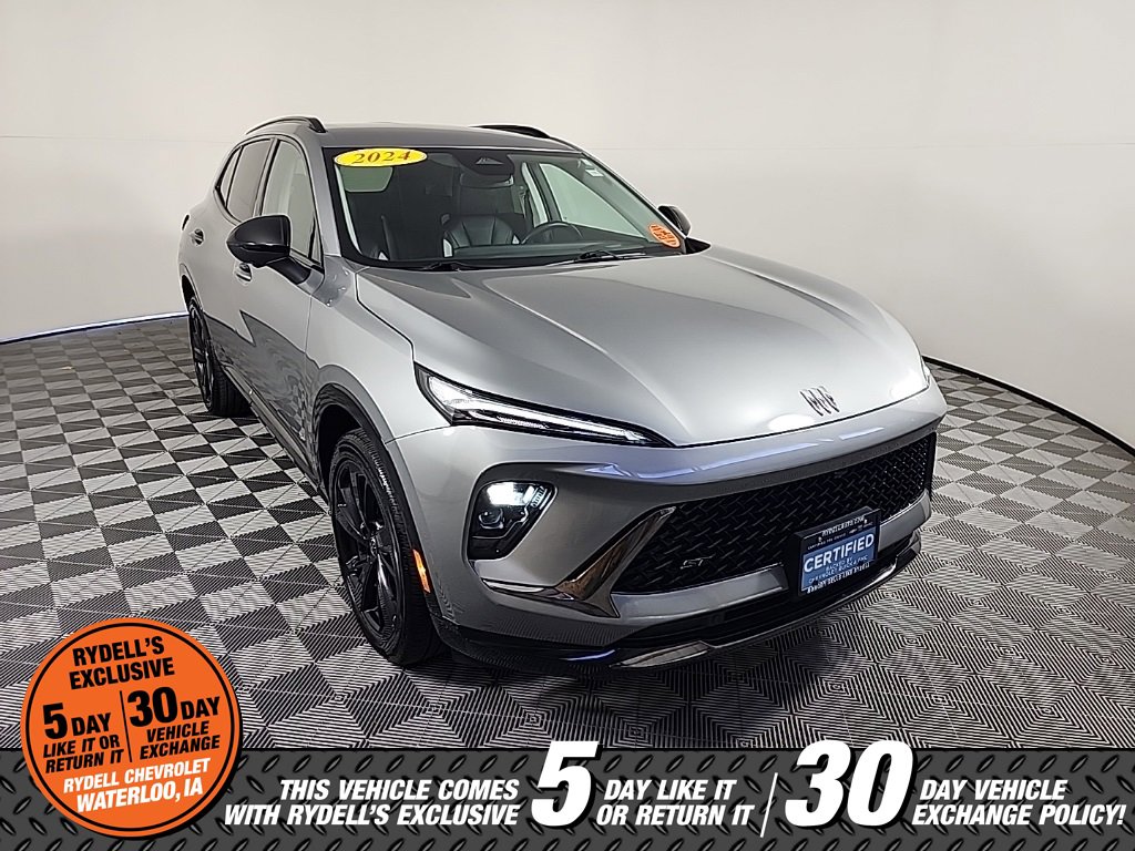 Certified 2024 Buick Envision Sport Touring image 2