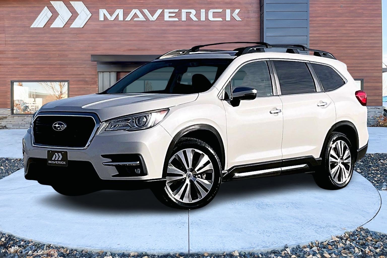 Used 2020 Subaru Ascent Touring w/ Popular Package #3 image 3
