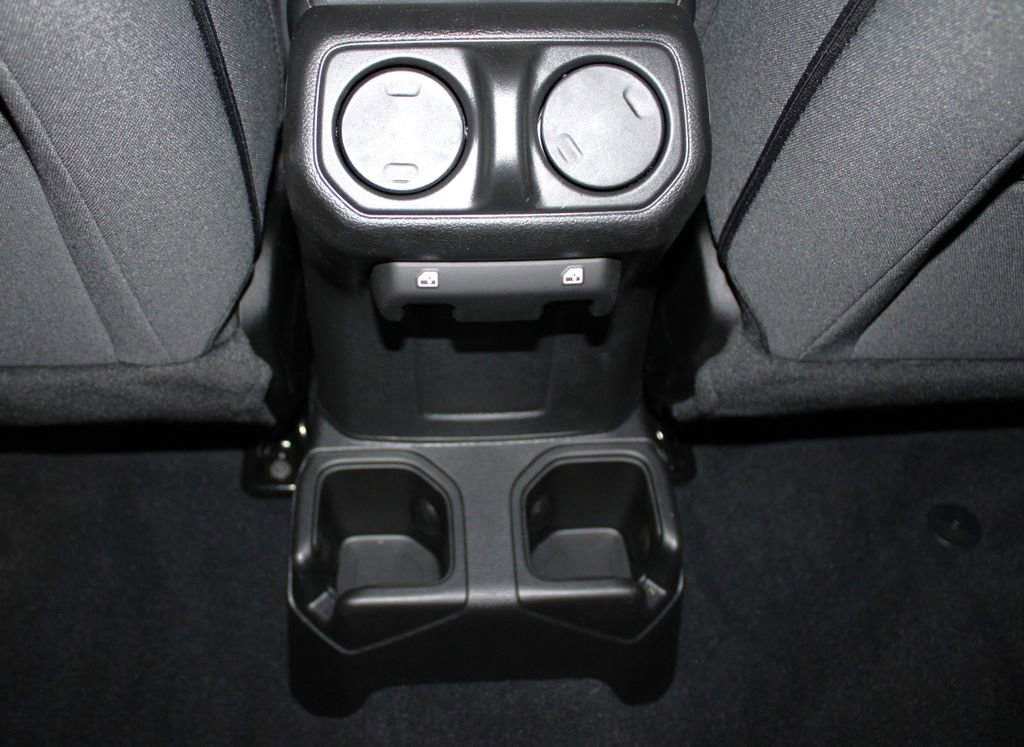 New 2025 Jeep Gladiator Sport image 33