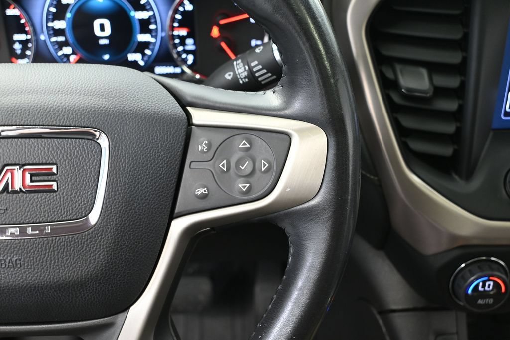 Used 2018 GMC Acadia Denali w/ Technology Package AWD/4WD image 23
