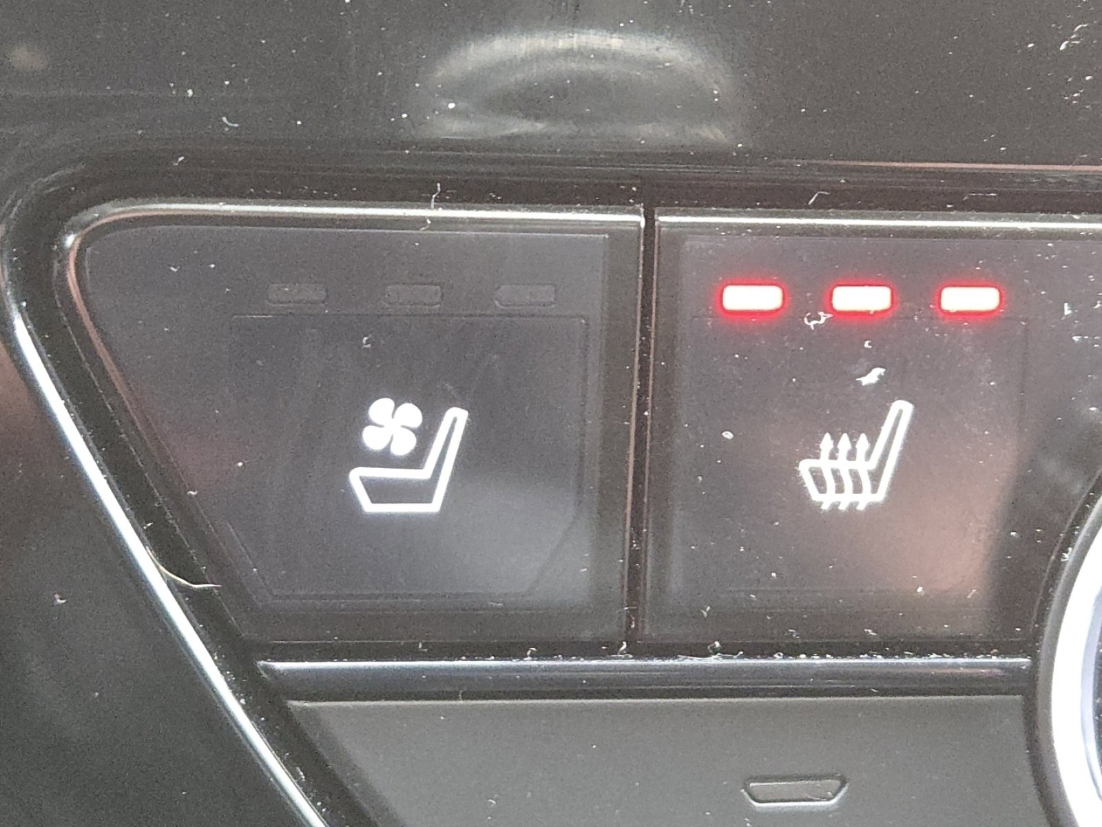 Used 2023 Honda Accord Touring image 8
