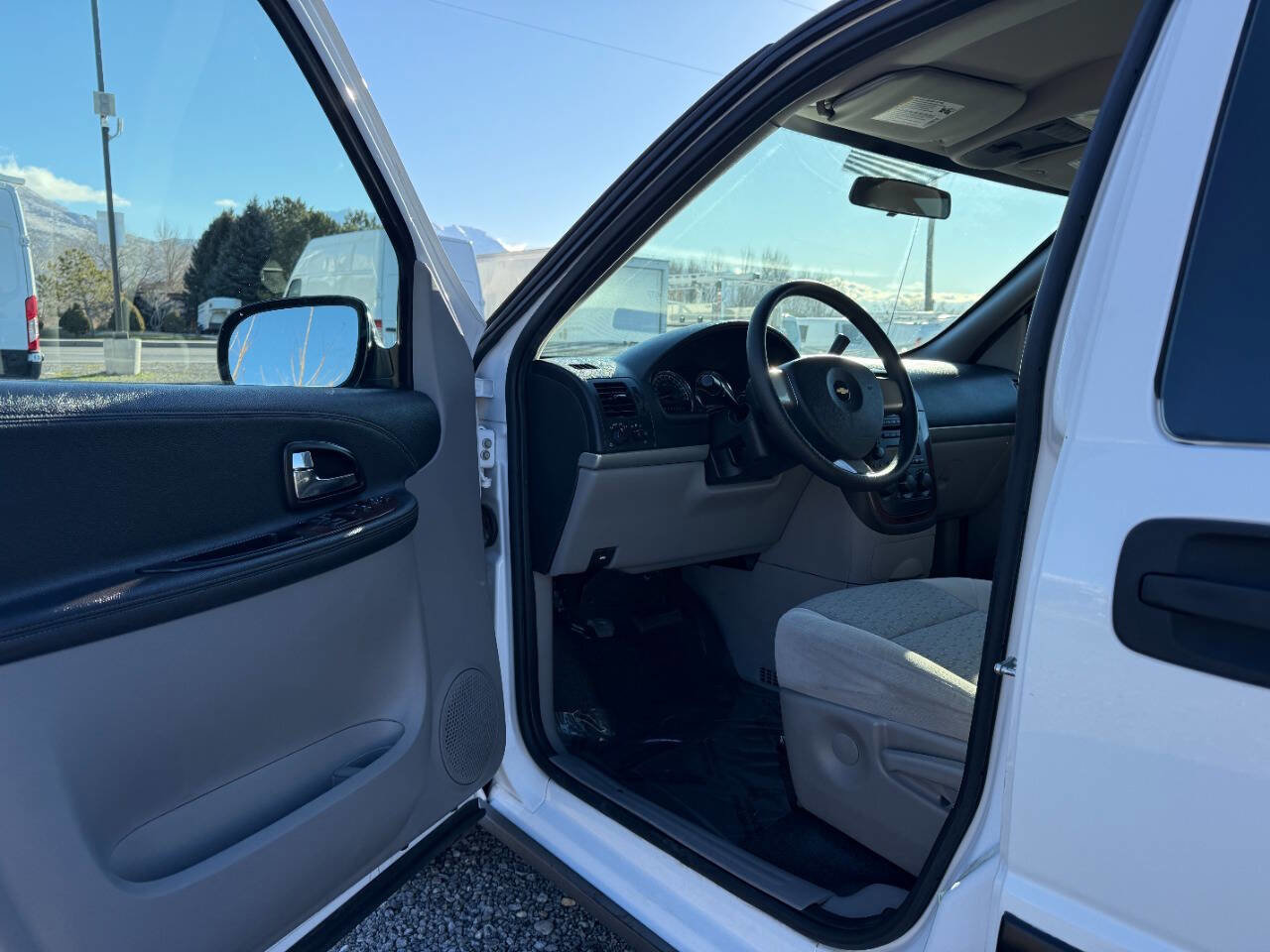 Used 2008 Chevrolet Uplander image 13