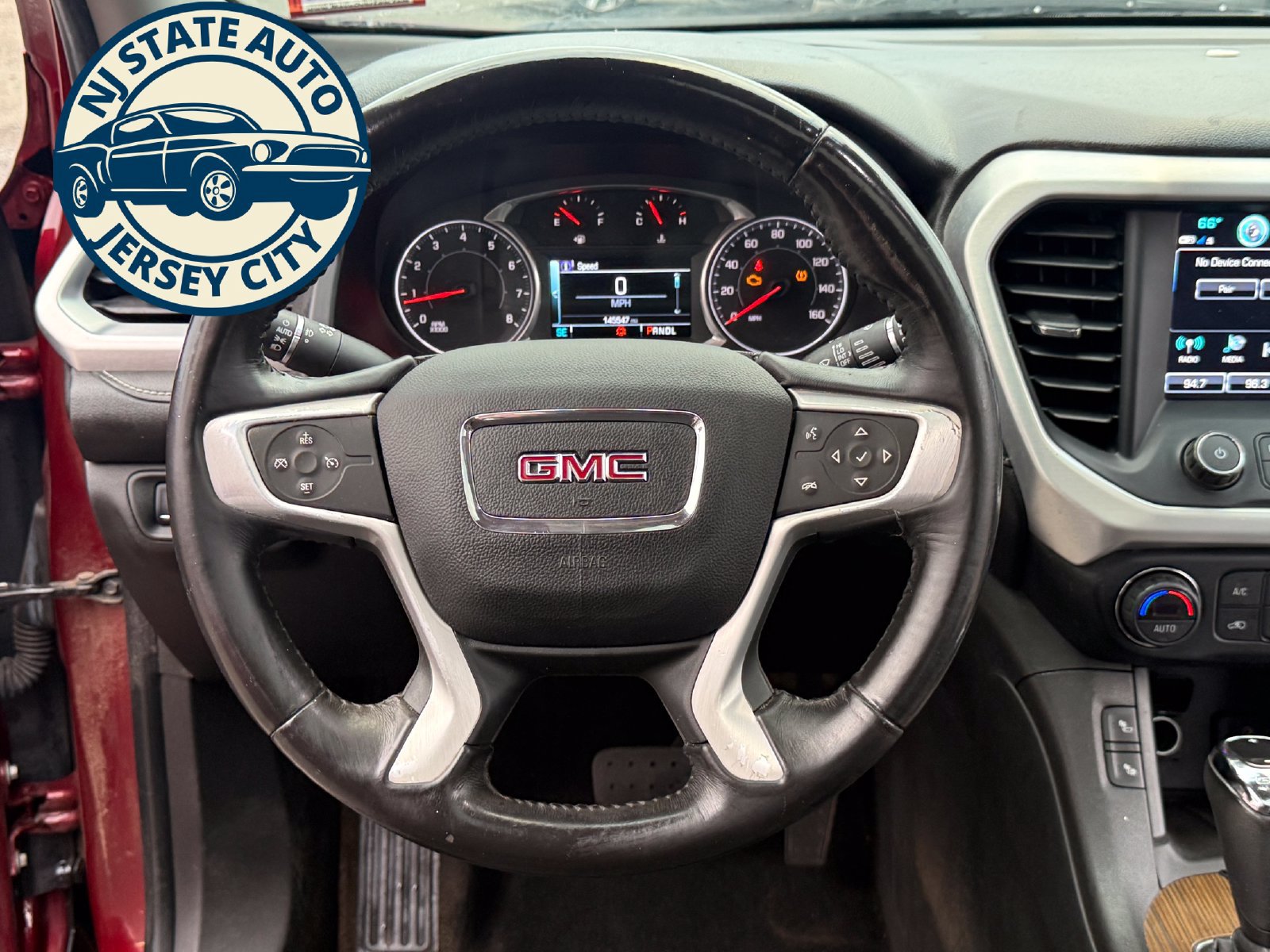 Used 2017 GMC Acadia SLE w/ Driver Alert Package I AWD/4WD image 23