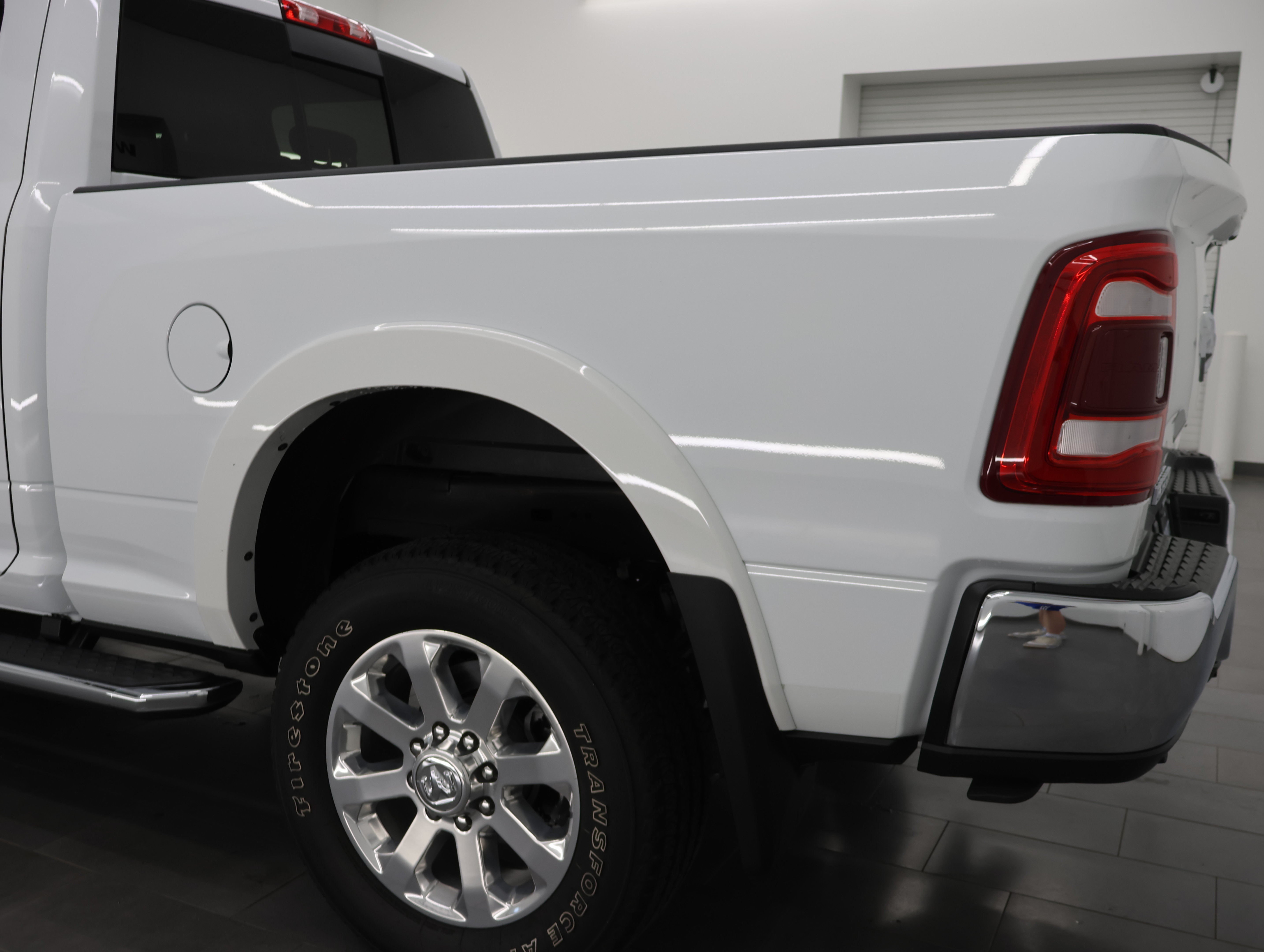 Used 2022 RAM 2500 Laramie AWD/4WD image 32