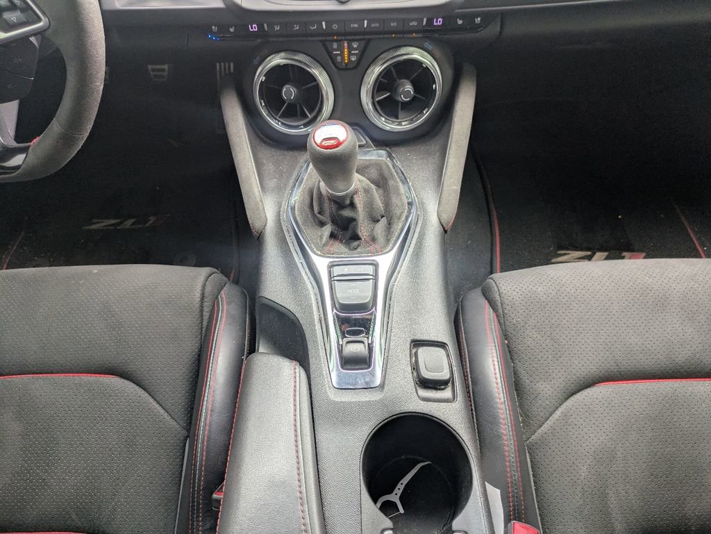 Used 2019 Chevrolet Camaro ZL1 RWD image 18