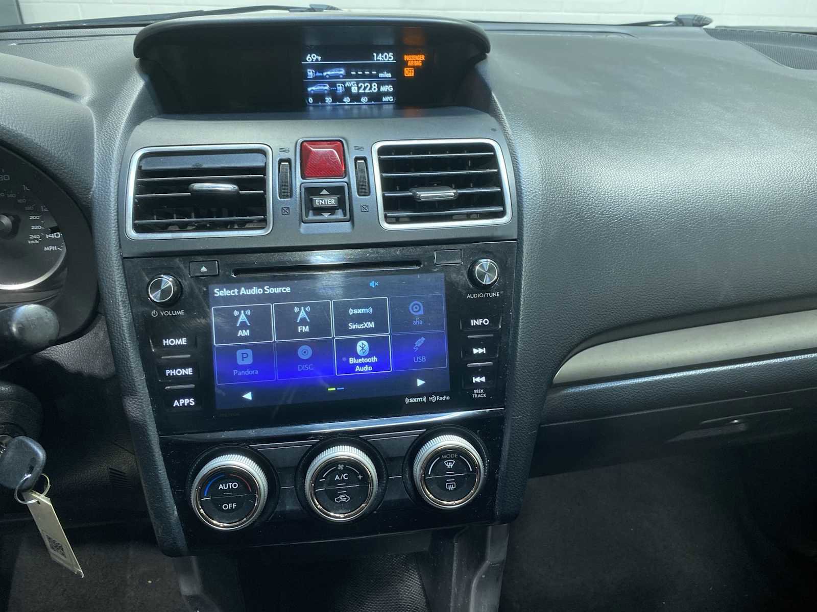 Used 2018 Subaru Forester 2.5i Premium w/ All-Weather Package AWD/4WD image 16