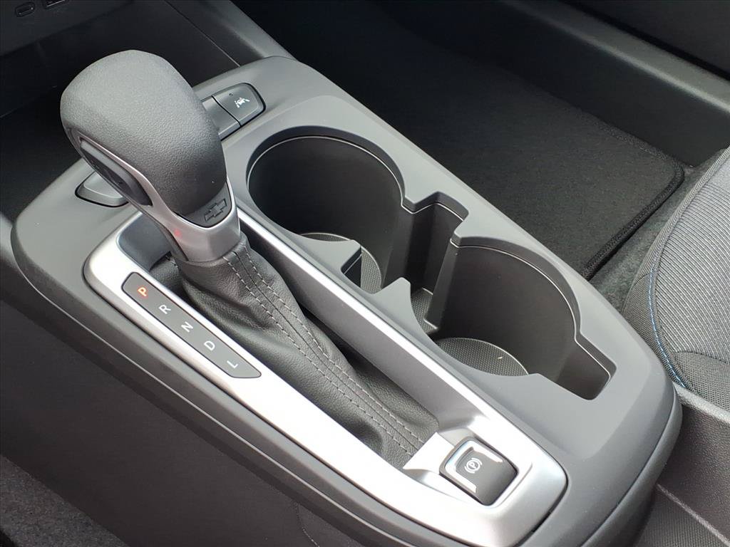 New 2026 Chevrolet Trax LS w/ LS Convenience Package FWD image 17