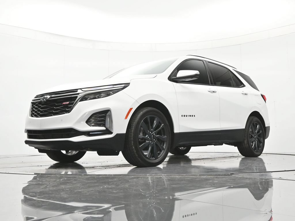Certified 2022 Chevrolet Equinox RS w/ Infotainment Package FWD image 37