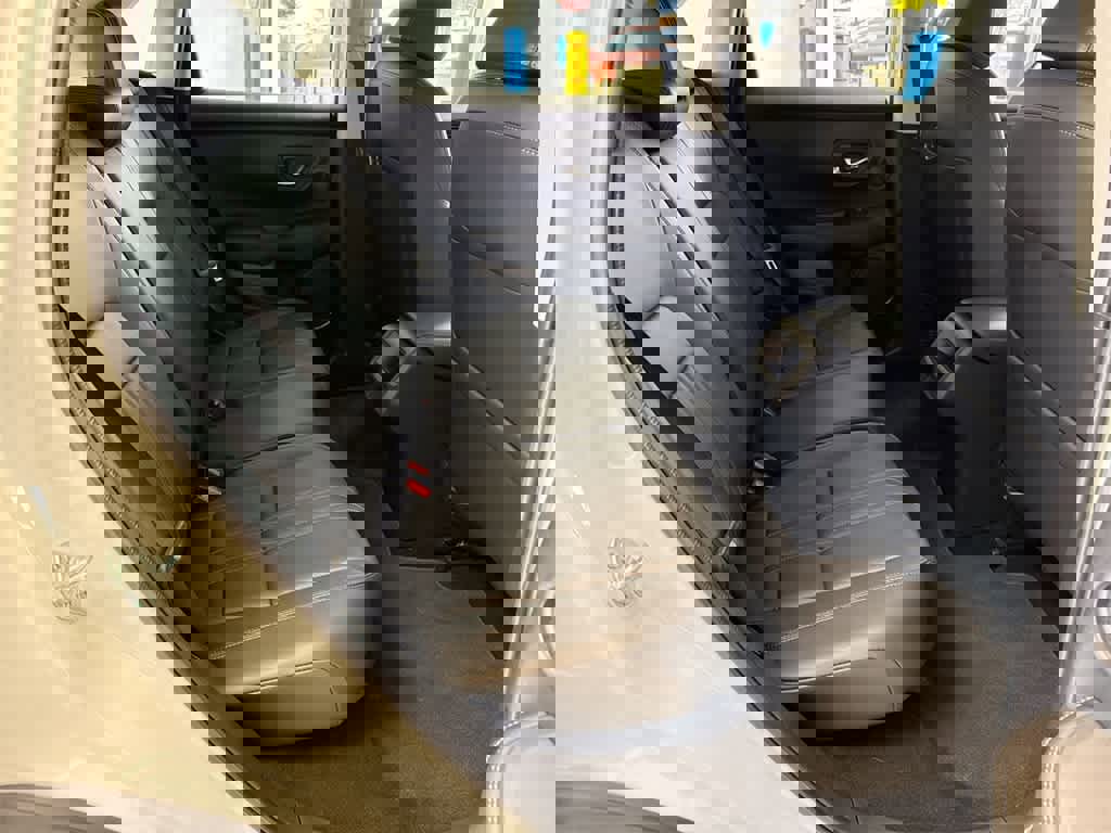 Certified 2024 Honda HR-V EX-L image 21