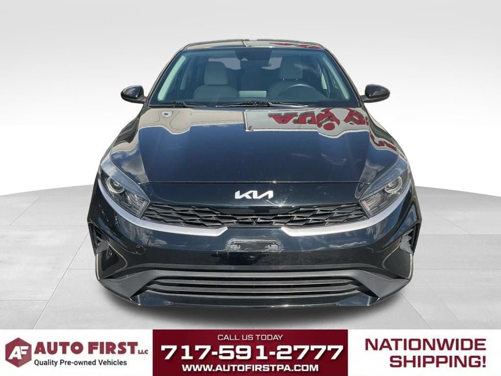 Used 2022 Kia Forte LXS FWD image 2