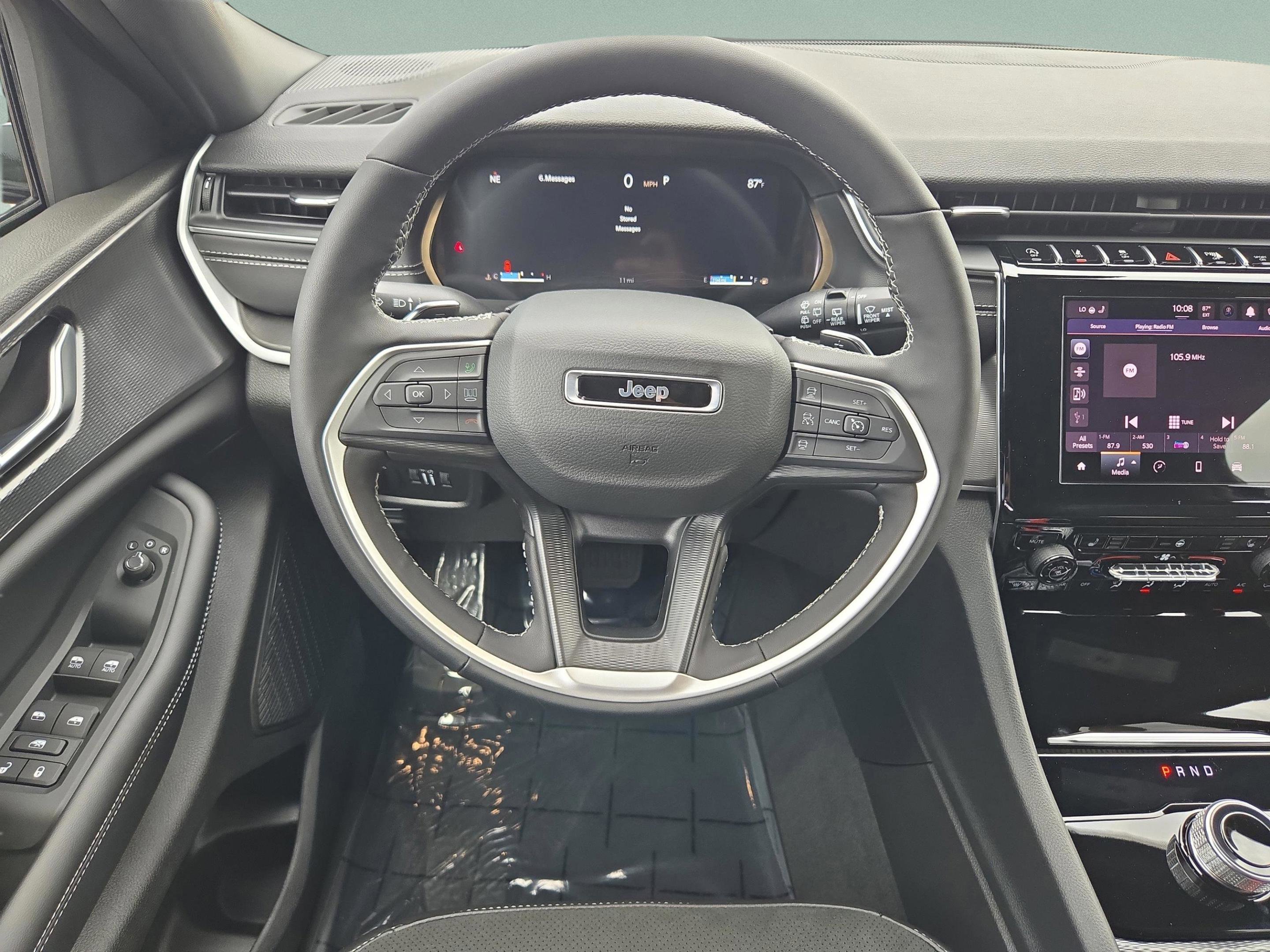 New 2025 Jeep Grand Cherokee L Altitude image 16