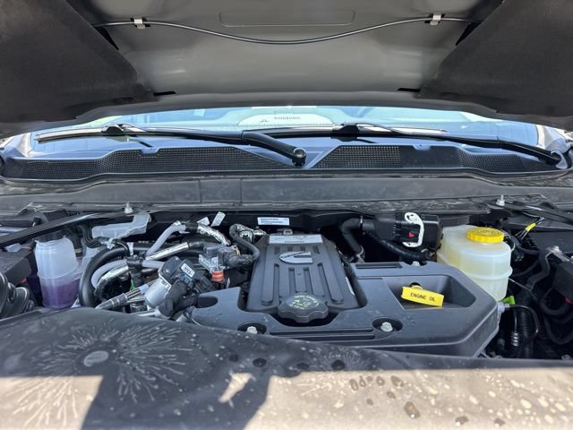 New 2026 RAM 2500 Laramie AWD/4WD image 16