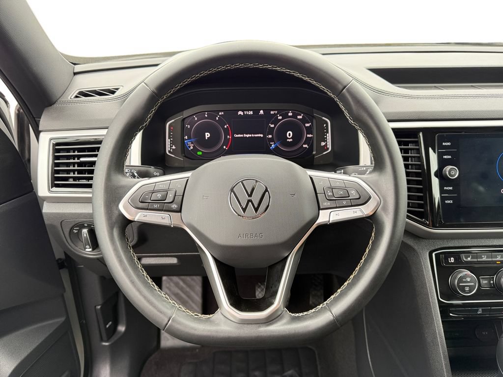 Used 2023 Volkswagen Atlas Cross Sport SE w/ Black Wheel Package AWD/4WD image 12