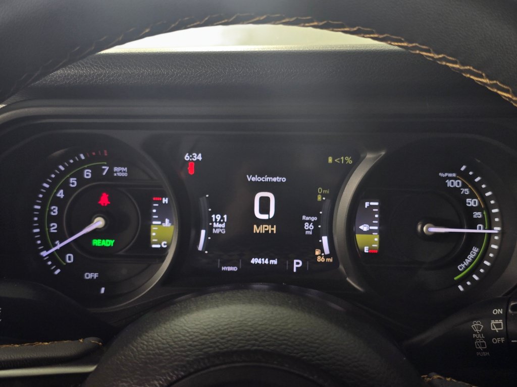 Used 2024 Jeep Wrangler Unlimited AWD/4WD image 15