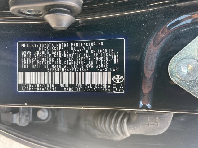Used 2014 Toyota Corolla LE FWD image 19