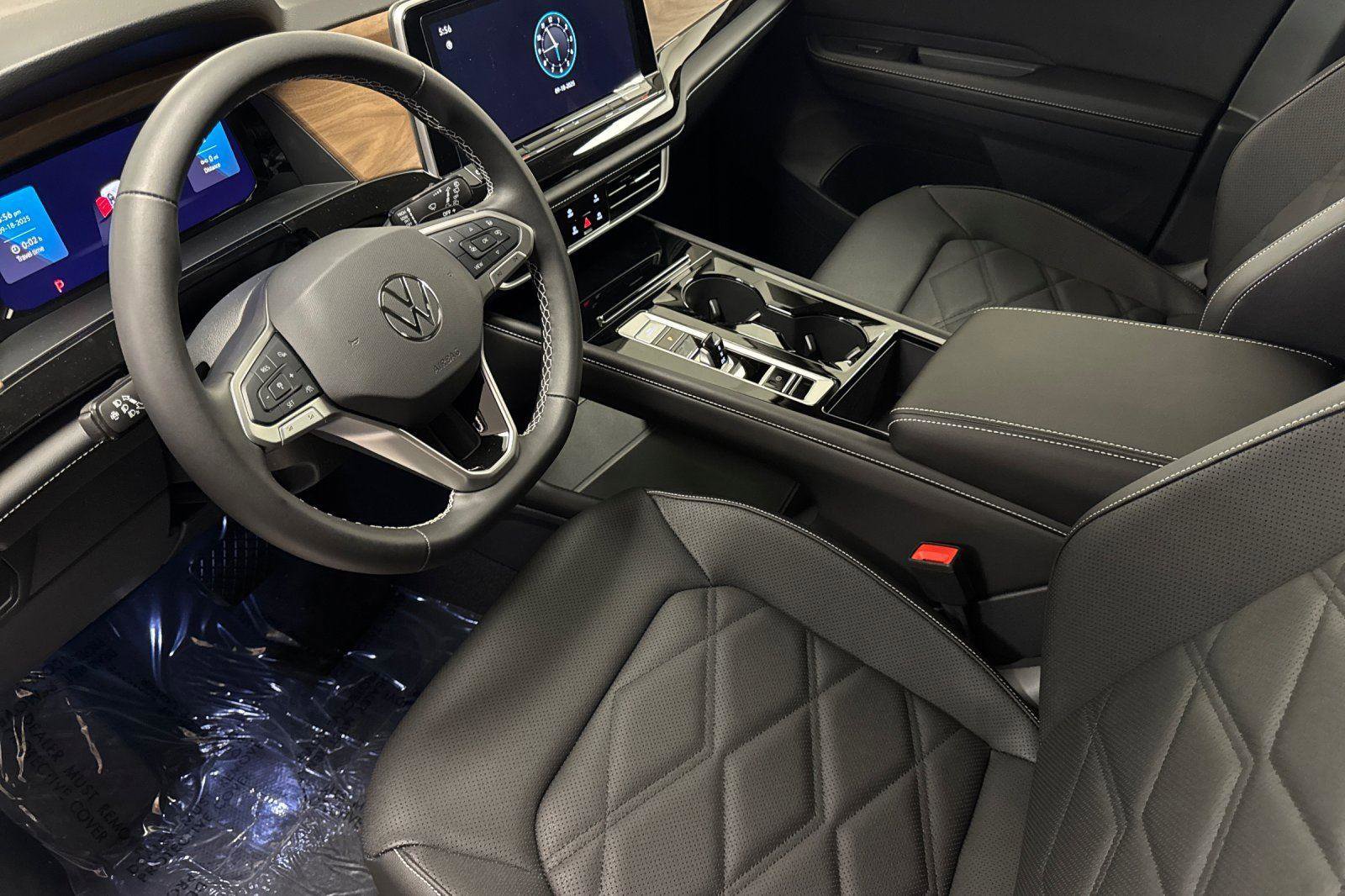 New 2026 Volkswagen Atlas SE image 9