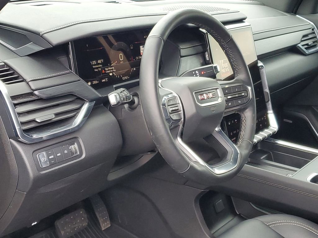 Used 2024 GMC Acadia Elevation w/ LPO, Floor Liner Package AWD/4WD image 8