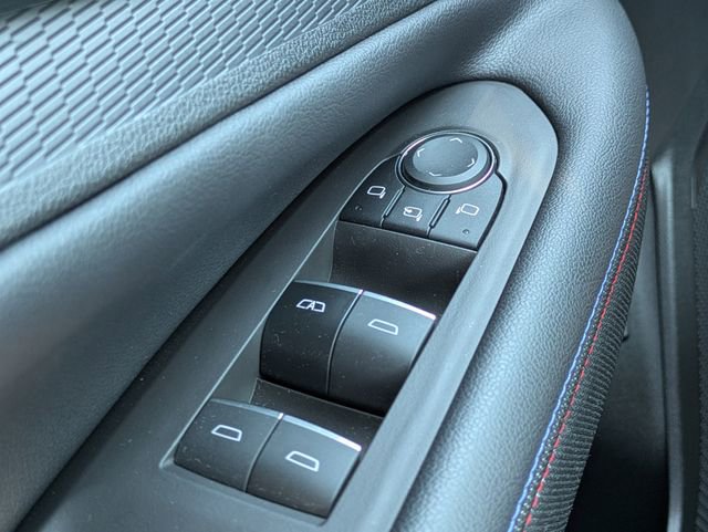 Used 2024 Chevrolet Blazer EV RS image 29