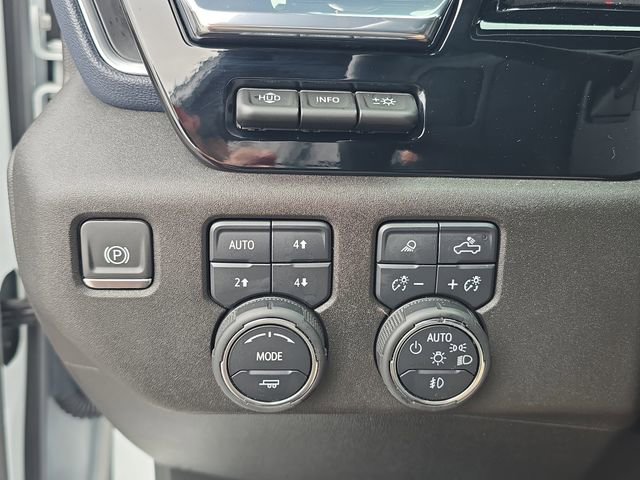 Used 2024 Chevrolet Silverado 2500 High Country w/ Technology Package image 21