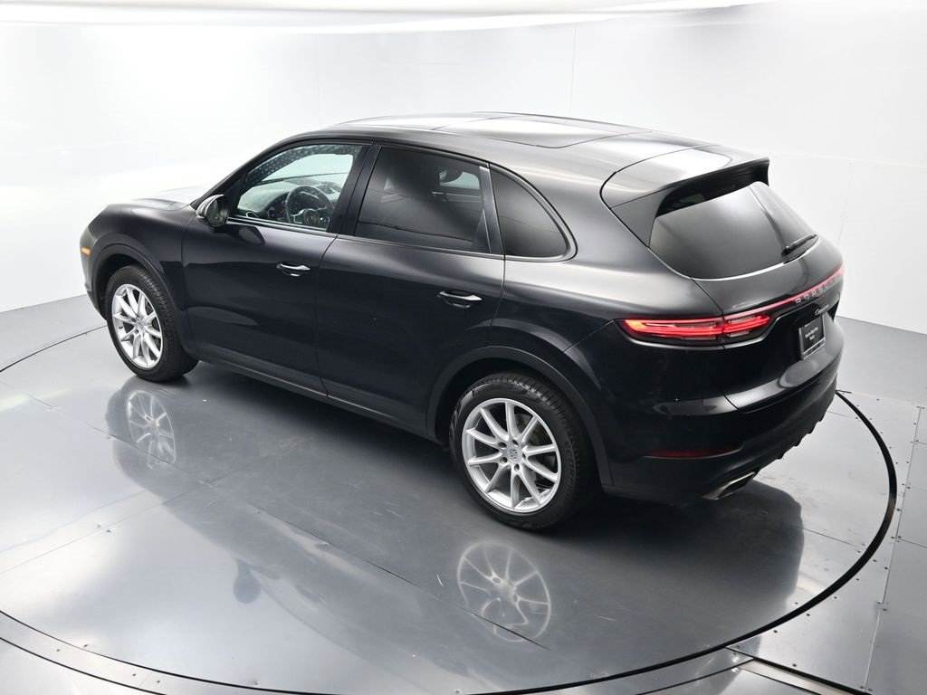 Used 2019 Porsche Cayenne image 38