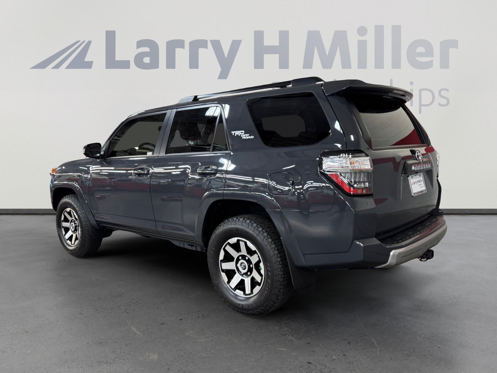 Certified 2024 Toyota 4Runner TRD Off-Road Premium w/ Moonroof Package AWD/4WD image 3